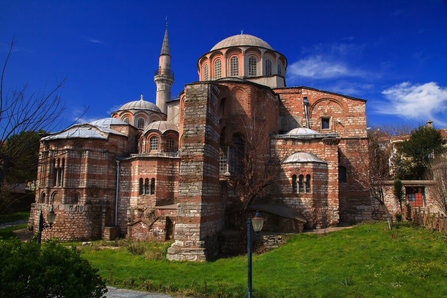 Istanbul Weather in December: Temperature & What to Expect