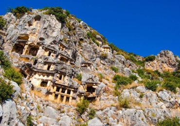How to Travel from Istanbul to Antalya: Best Transport Options