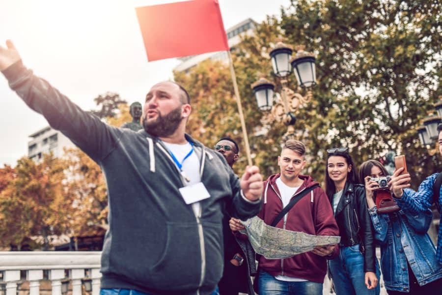 Do I Need A Tour Guide in Istanbul? Pros and Cons